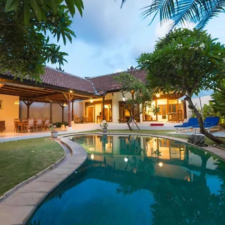 Bali Royal Heritage Villas
