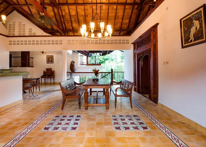 Bali Royal Heritage Villa *