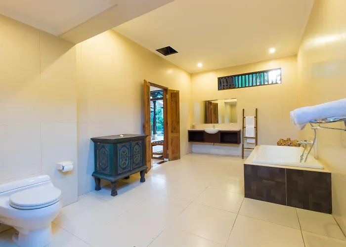 Bali Royal Heritage Villa