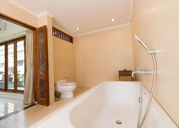 Bali Royal Heritage Villa