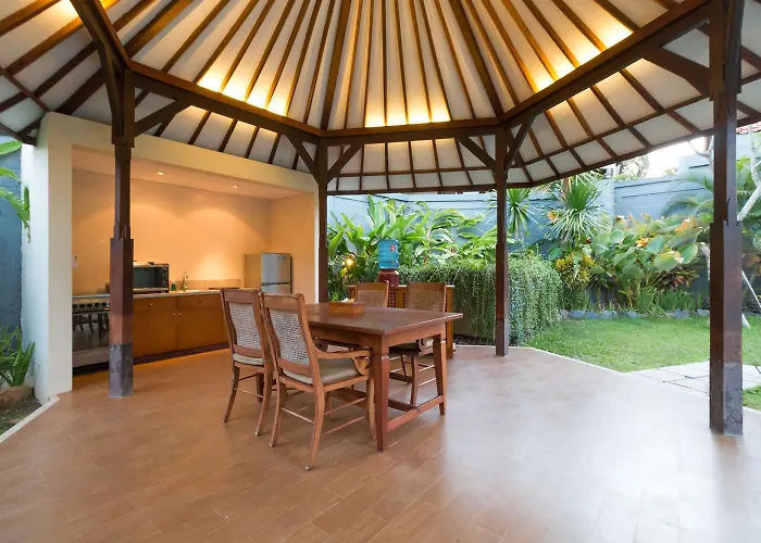 Bali Royal Heritage Villa *